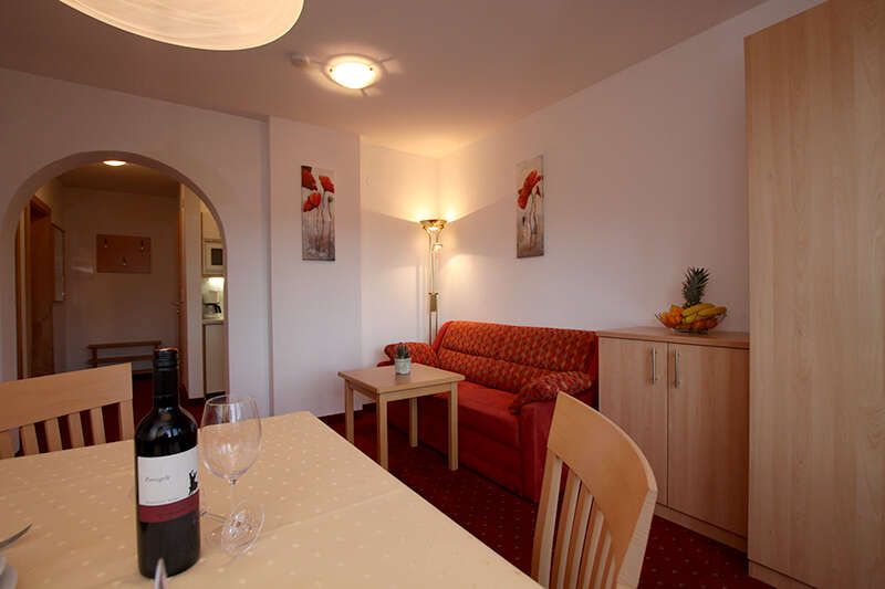  Appartement 3 mit Wohnzimmer im Haus Angela